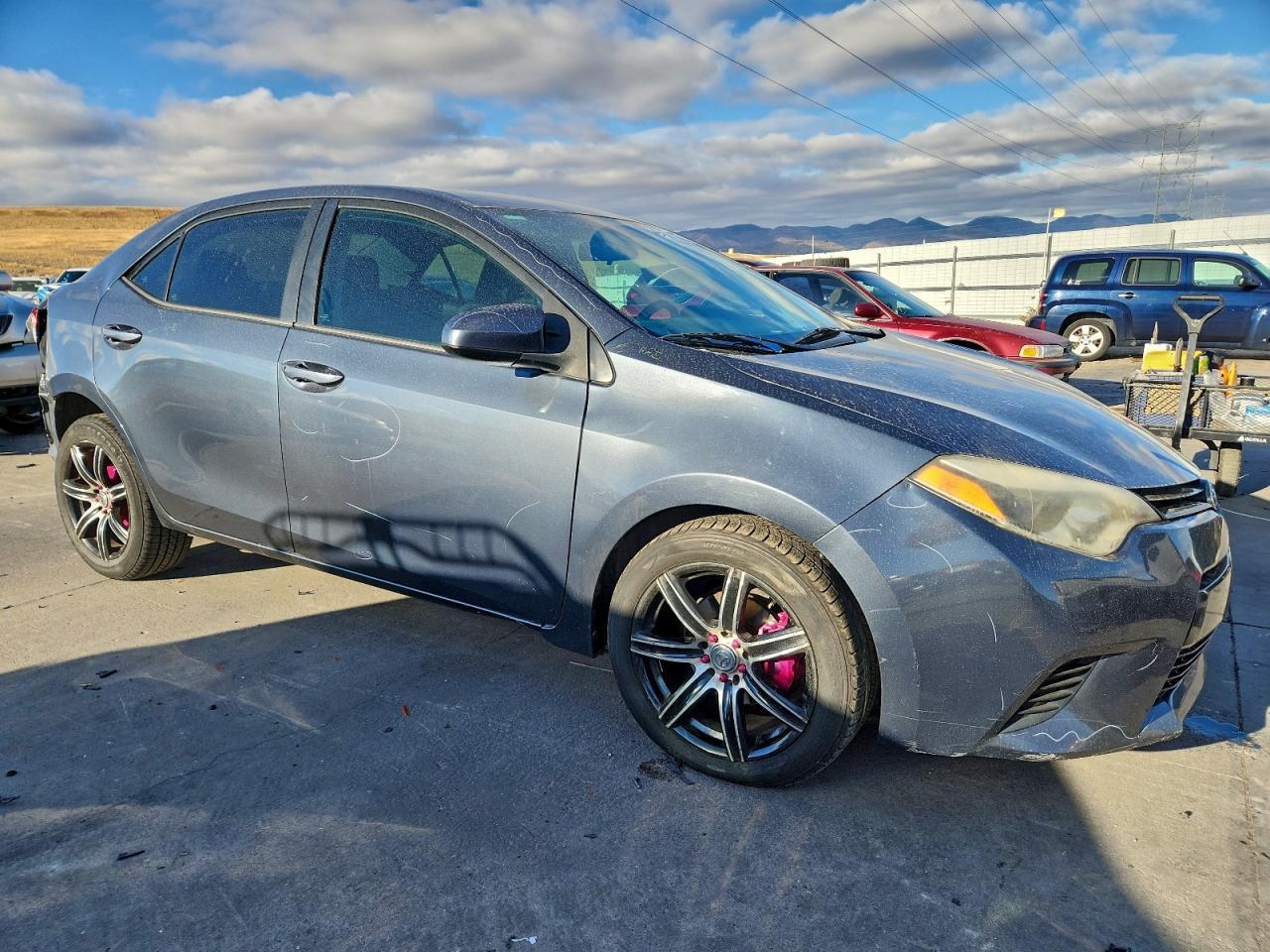 2015 TOYOTA COROLLA