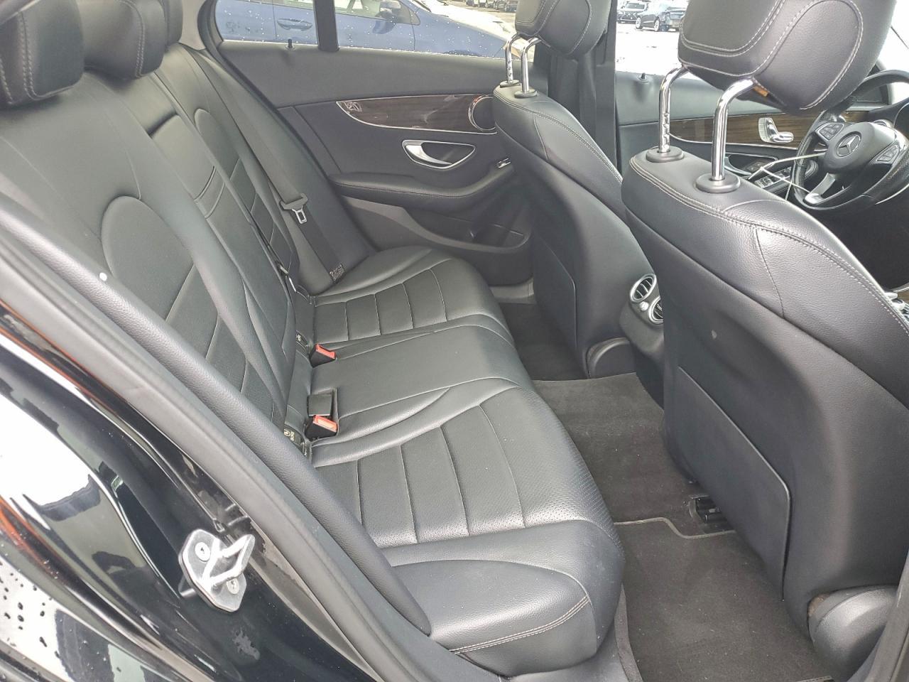 2016 MERCEDES-BENZ C-CLASS