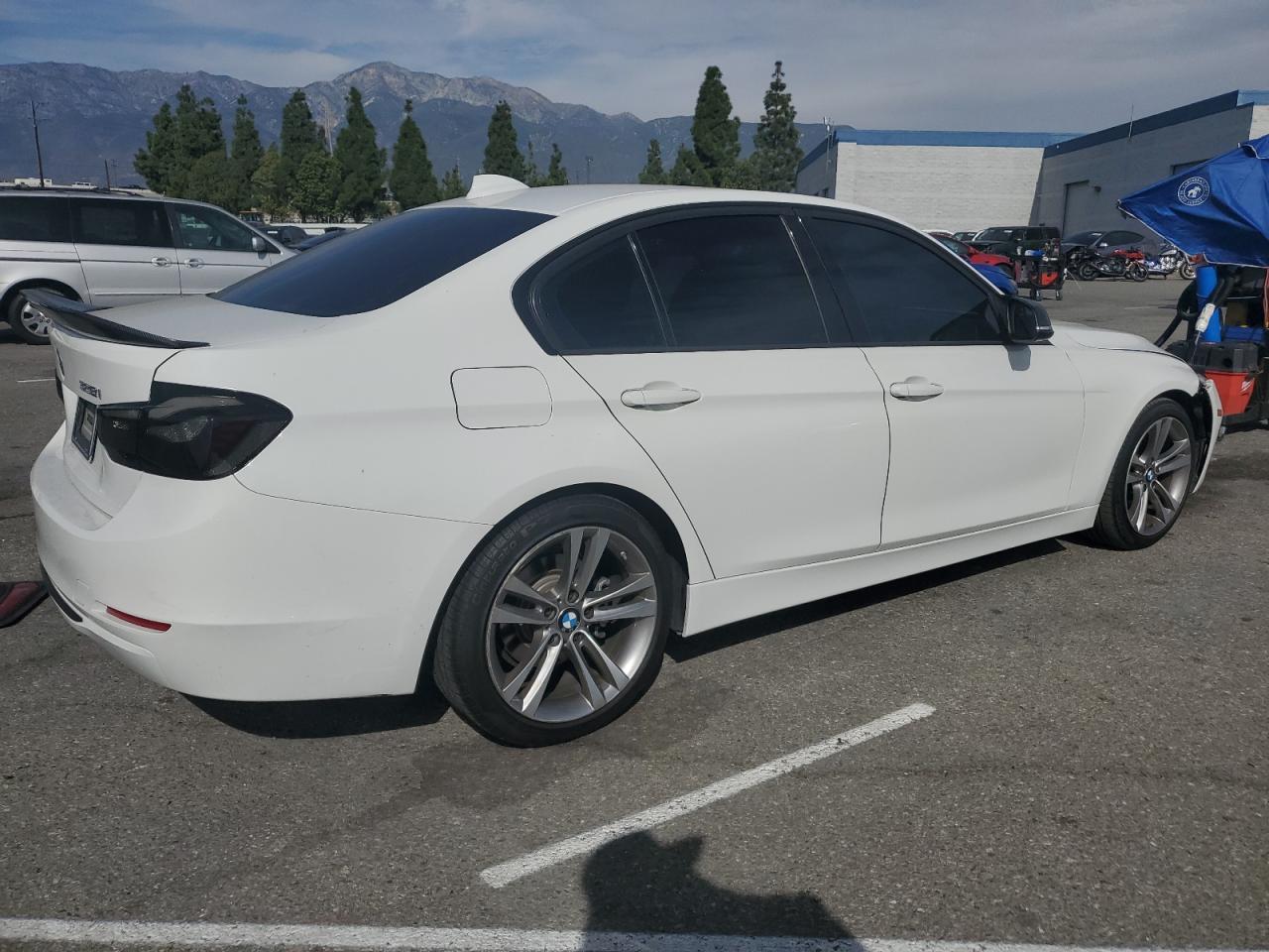 2013 BMW 3 SERIES