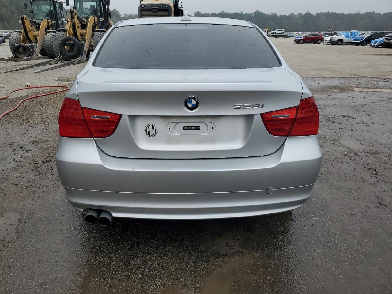 2011 BMW 3 SERIES