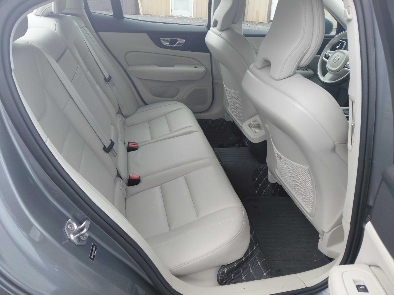 2020 VOLVO S60