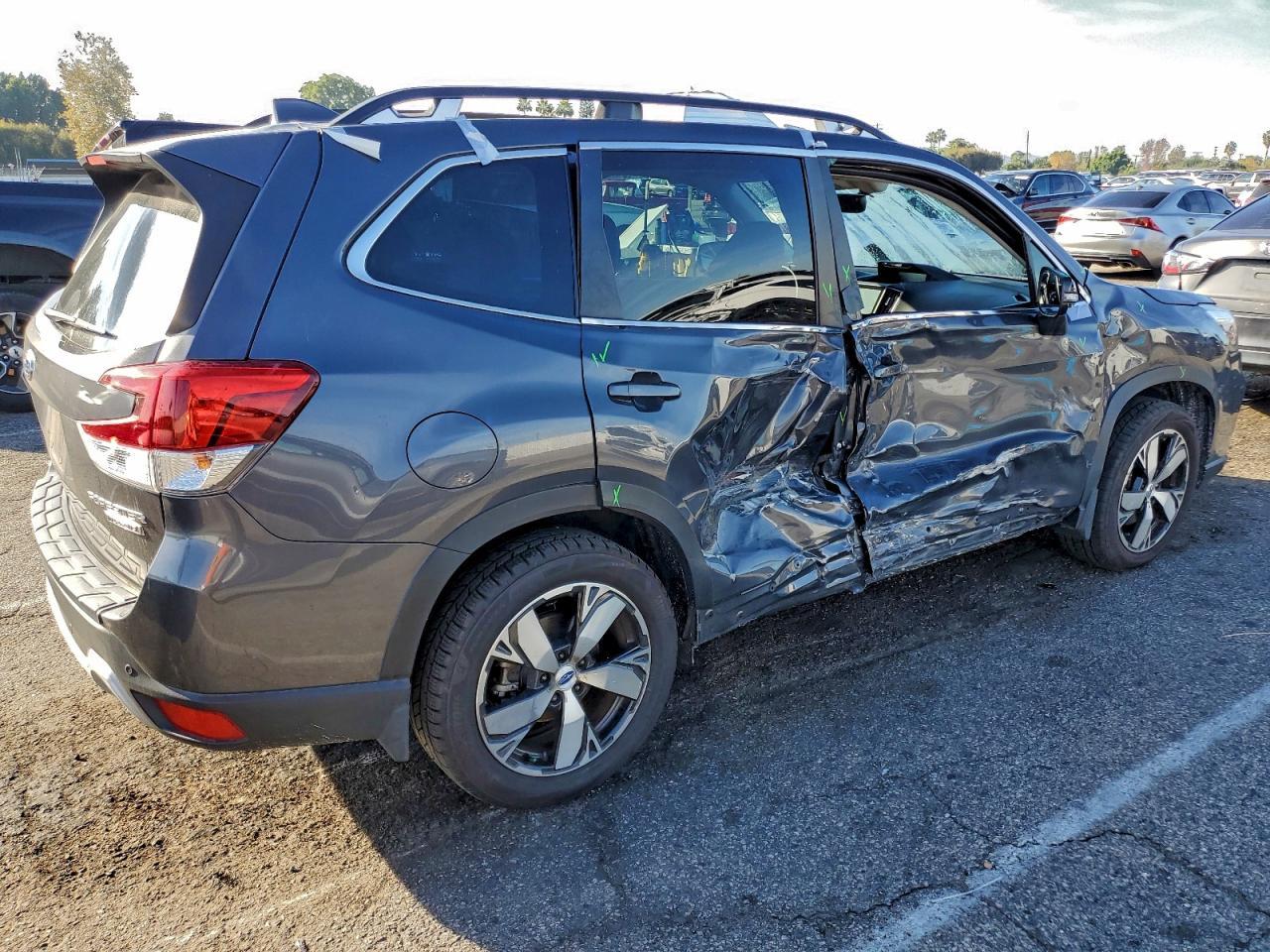 2020 SUBARU FORESTER