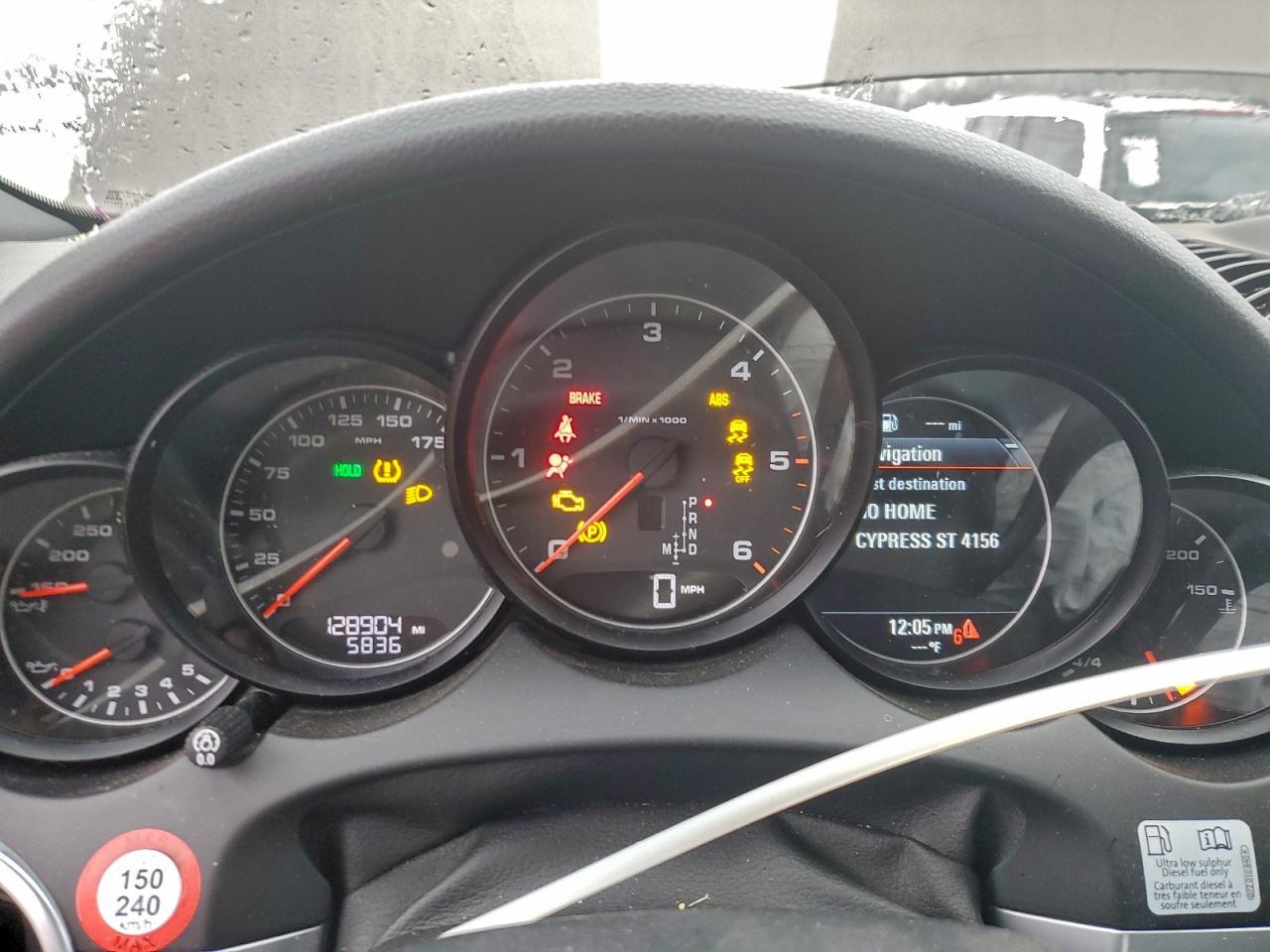 2014 PORSCHE CAYENNE