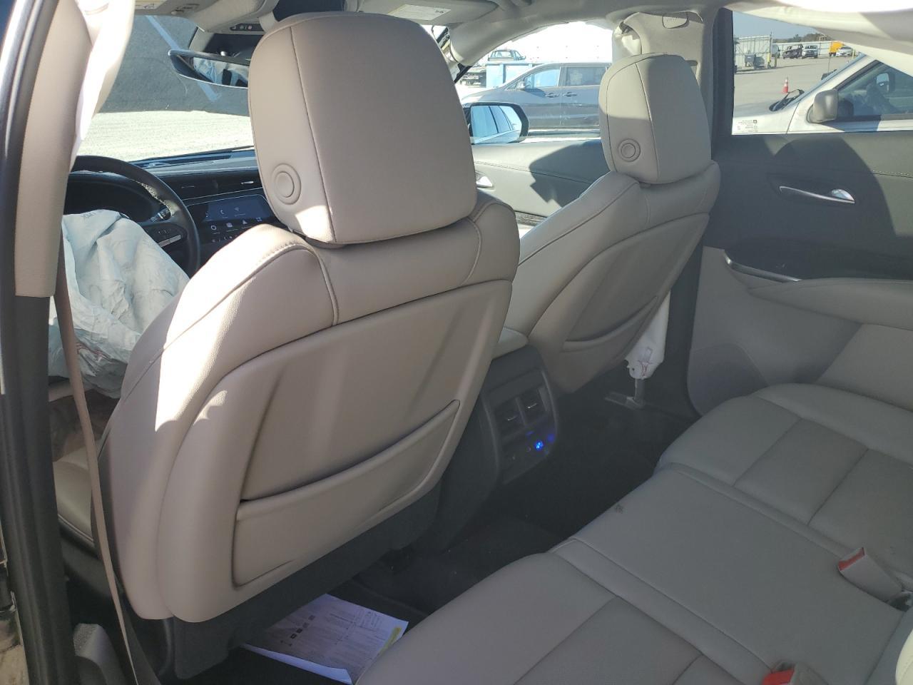 2023 CADILLAC XT4