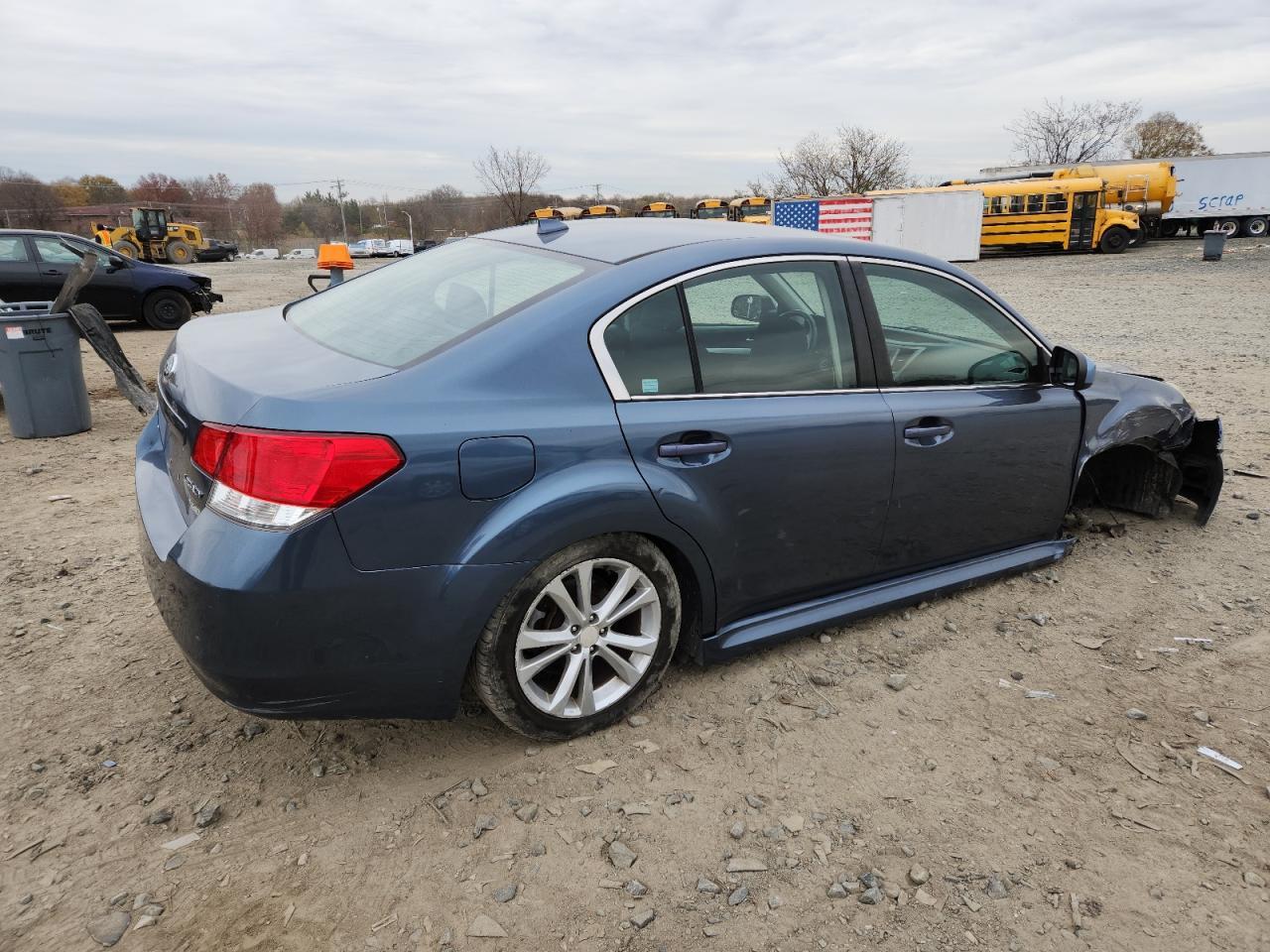 2014 SUBARU Legacy