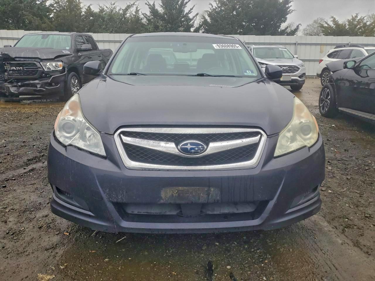 2011 SUBARU Legacy