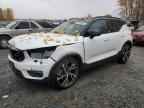 2022 VOLVO XC40