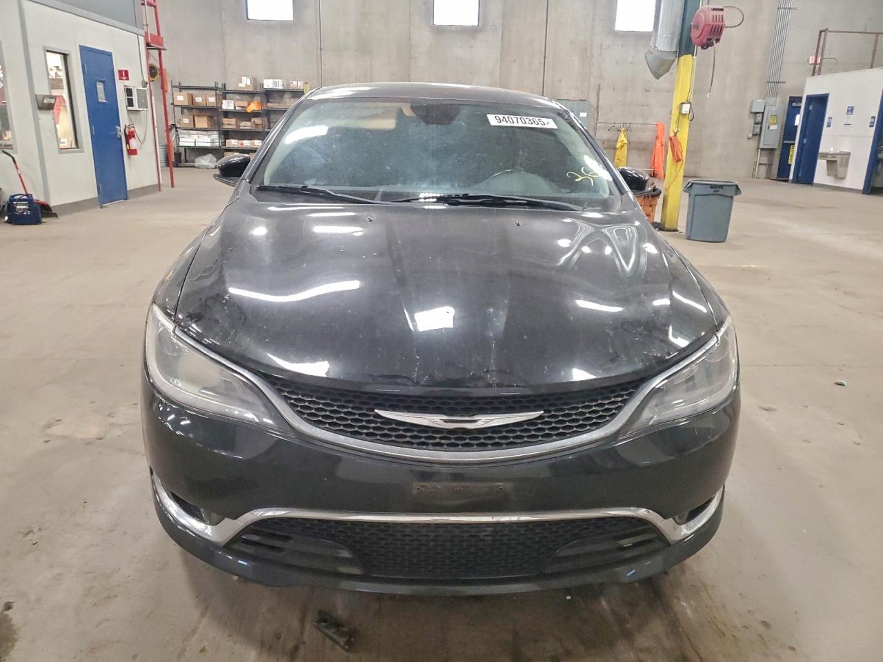 2016 CHRYSLER 200