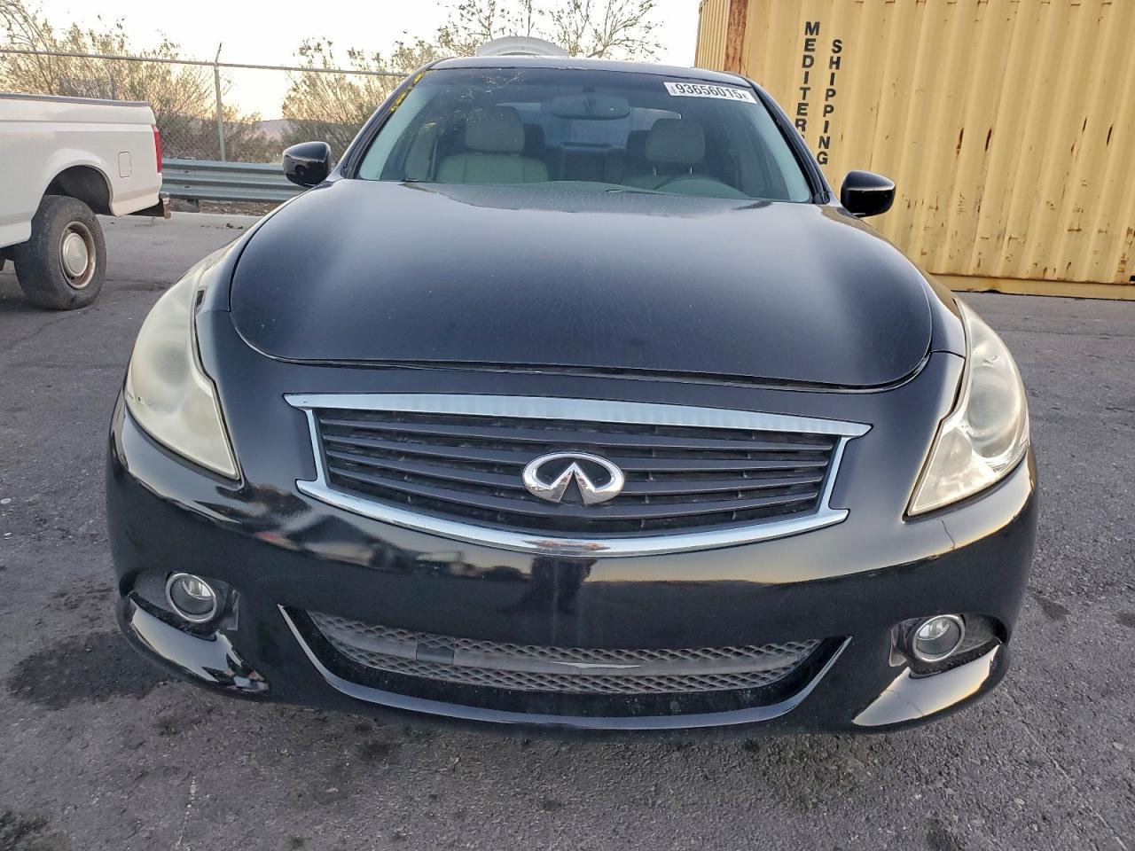 2011 INFINITI G25