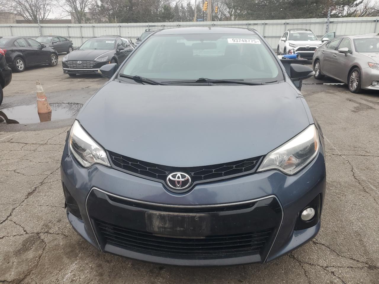 2015 TOYOTA COROLLA