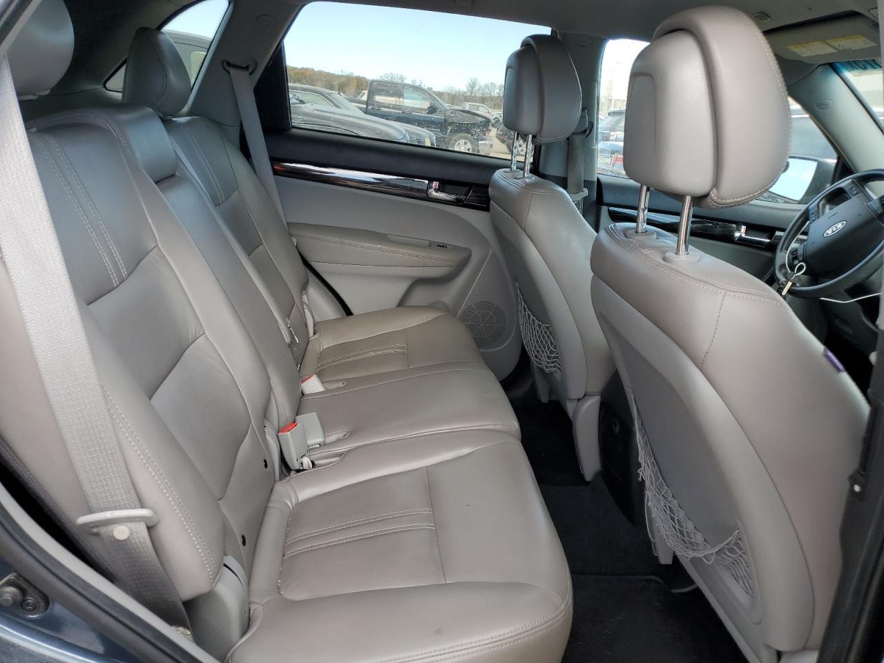 2012 KIA SORENTO