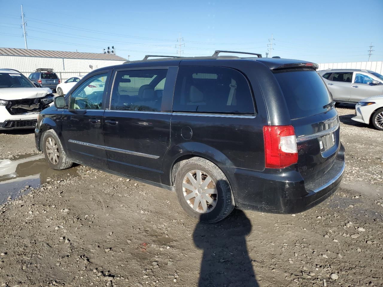 2011 CHRYSLER Town & Country