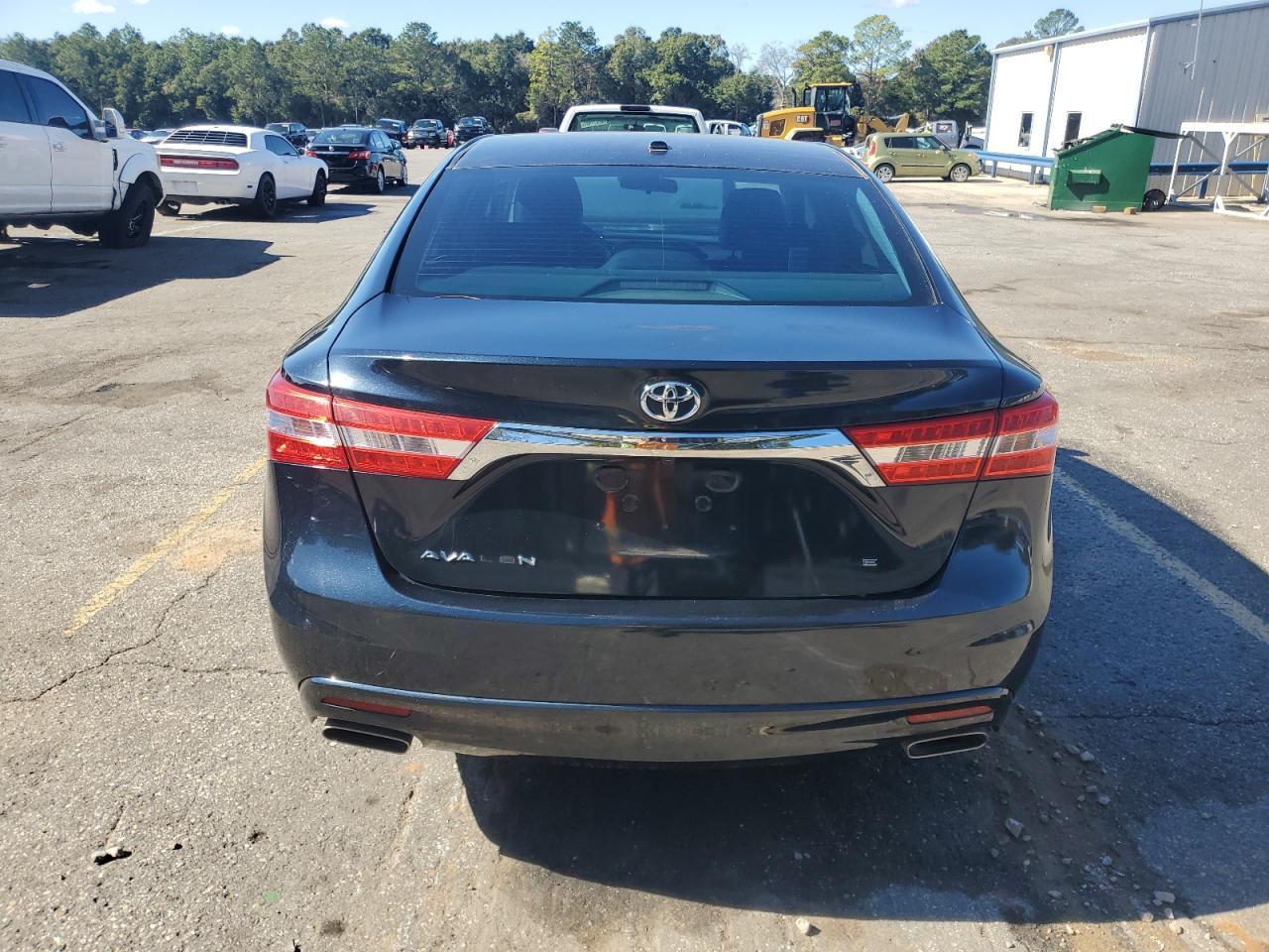 2015 TOYOTA Avalon