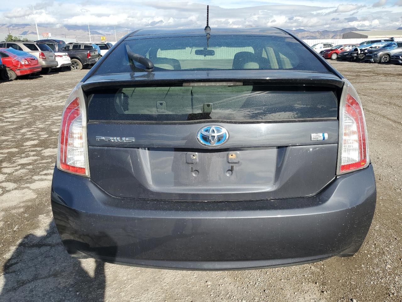 2013 TOYOTA PRIUS