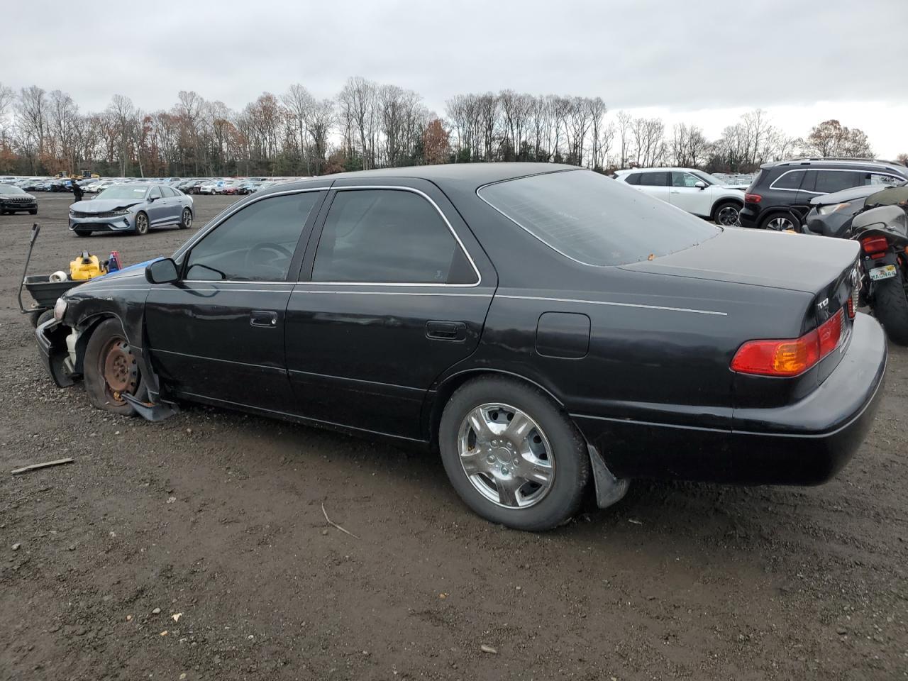 2001 TOYOTA CAMRY