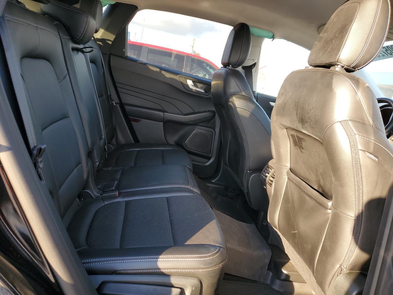 2022 FORD ESCAPE
