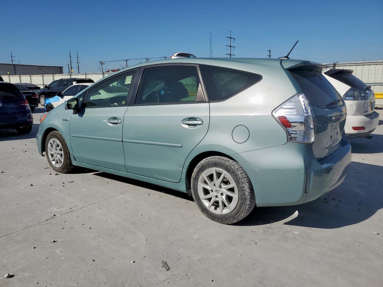2014 TOYOTA PRIUS V