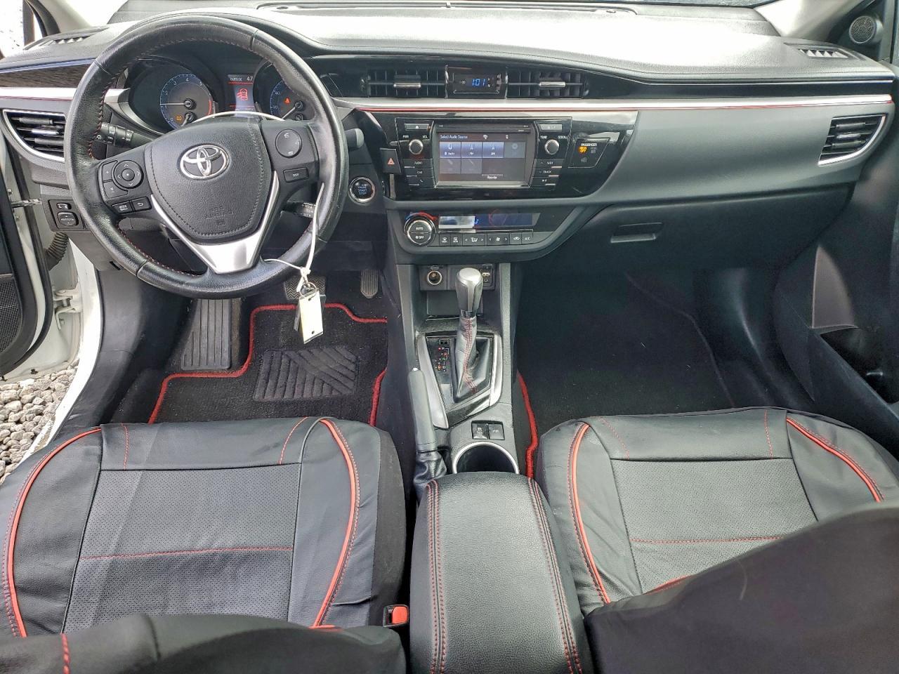 2016 TOYOTA COROLLA
