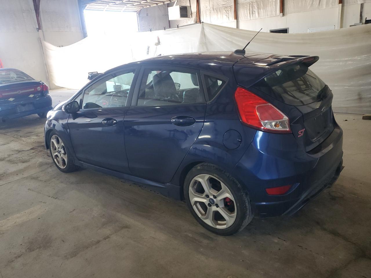 2016 FORD Fiesta