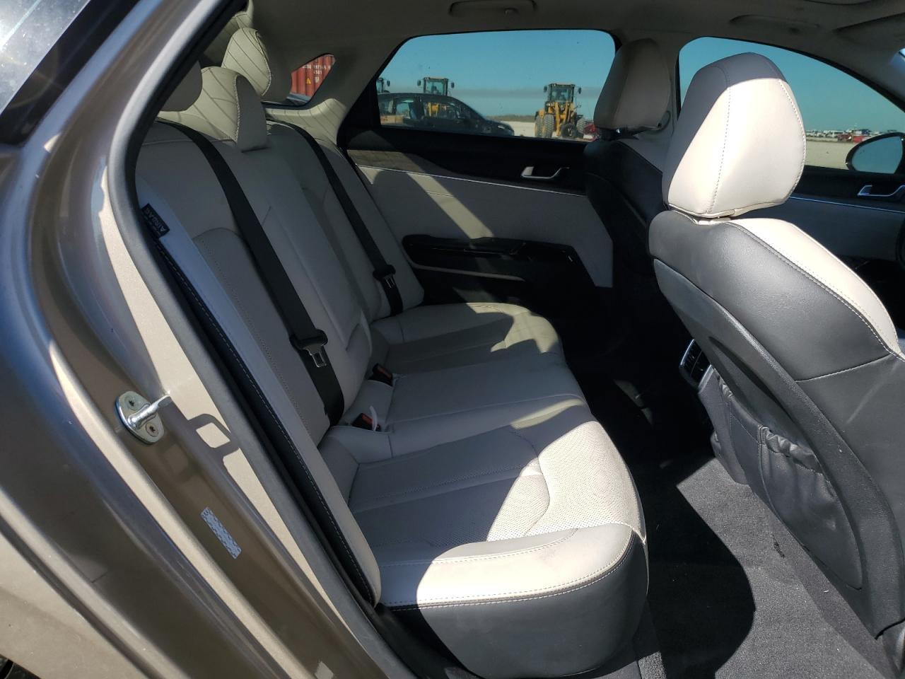 2021 KIA K5