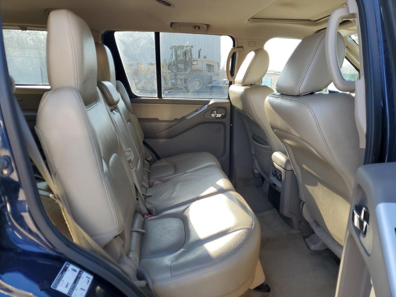 2012 NISSAN PATHFINDER