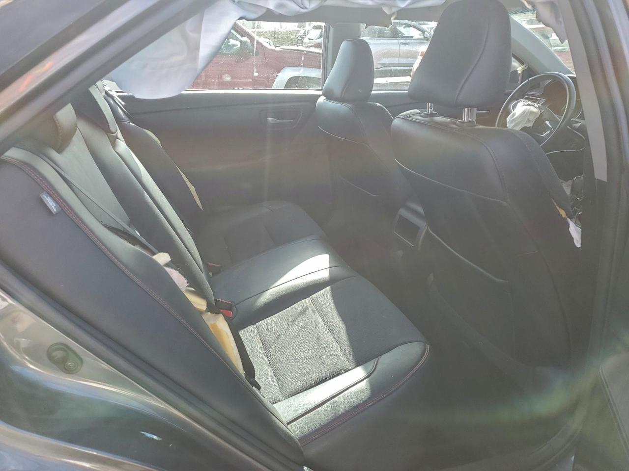 2017 TOYOTA CAMRY