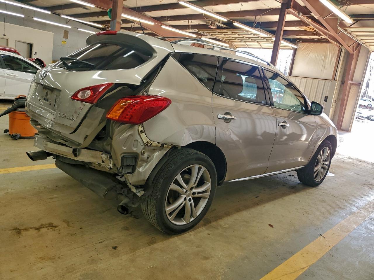2009 NISSAN MURANO