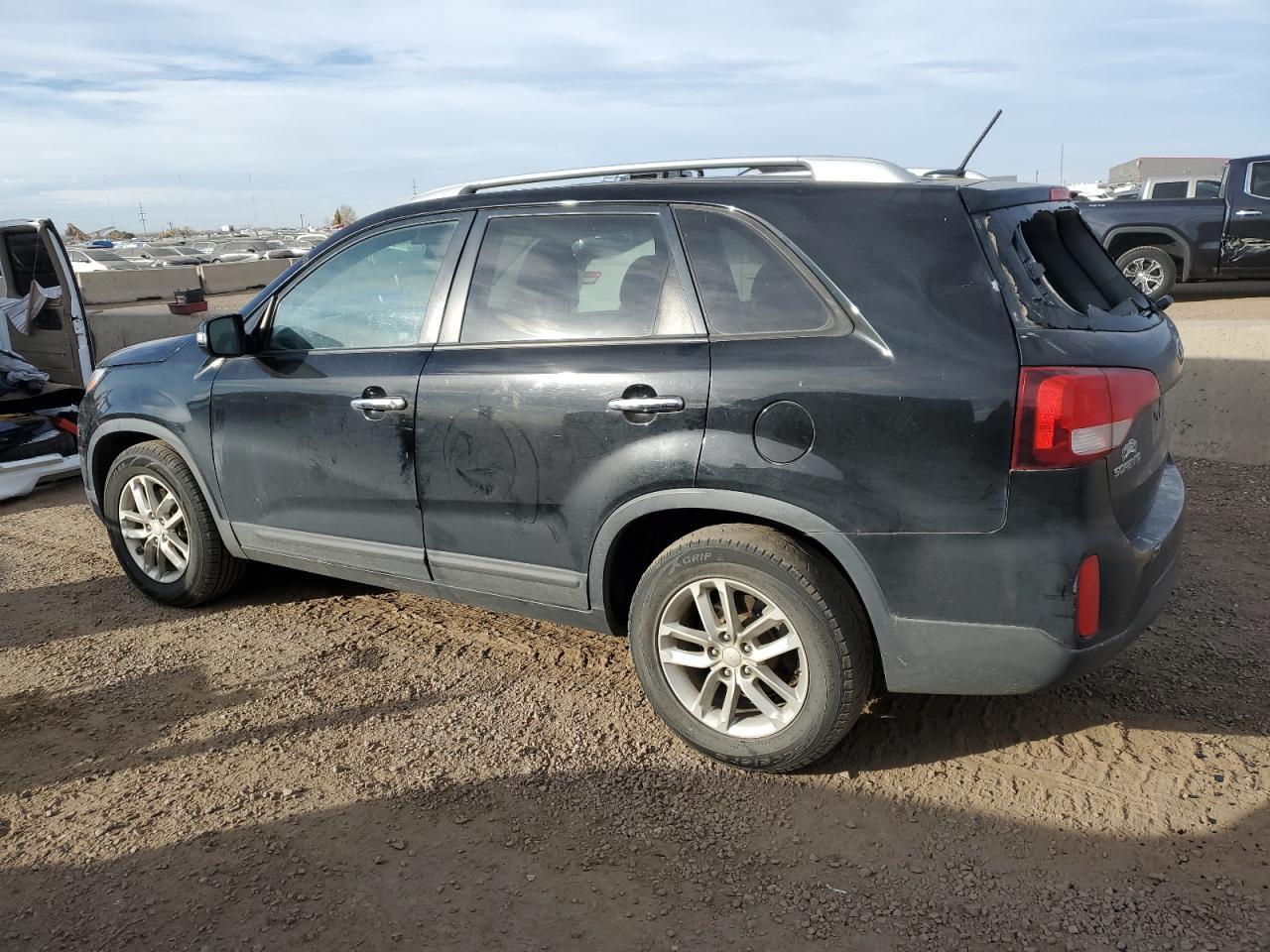 2015 KIA SORENTO