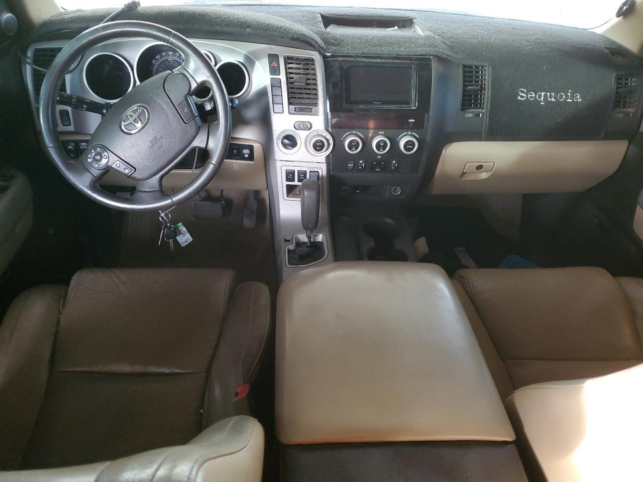 2008 TOYOTA Sequoia