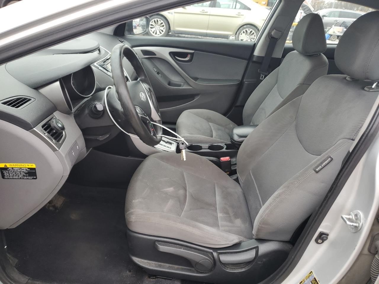 2011 HYUNDAI ELANTRA