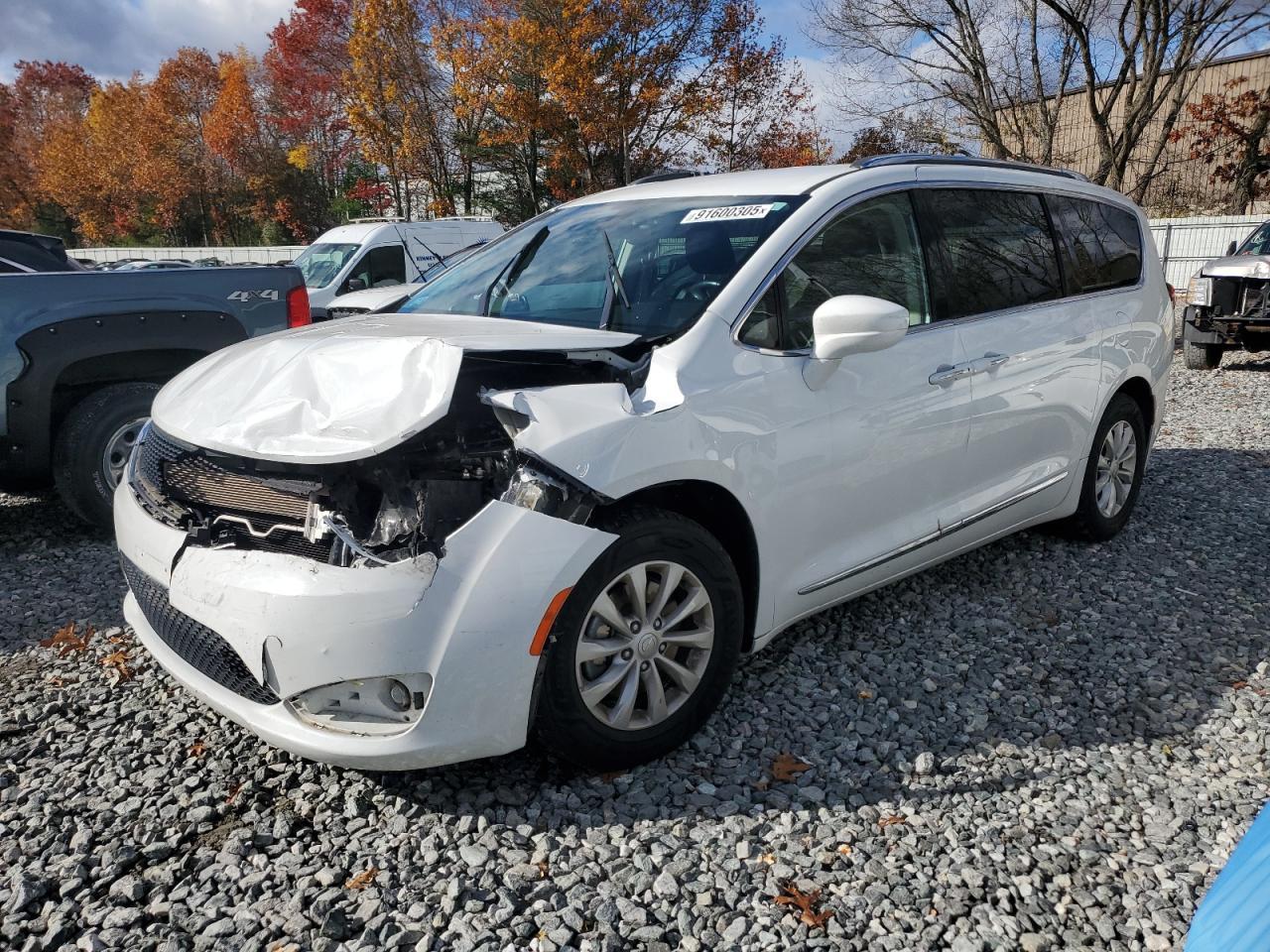 2019 CHRYSLER Pacifica