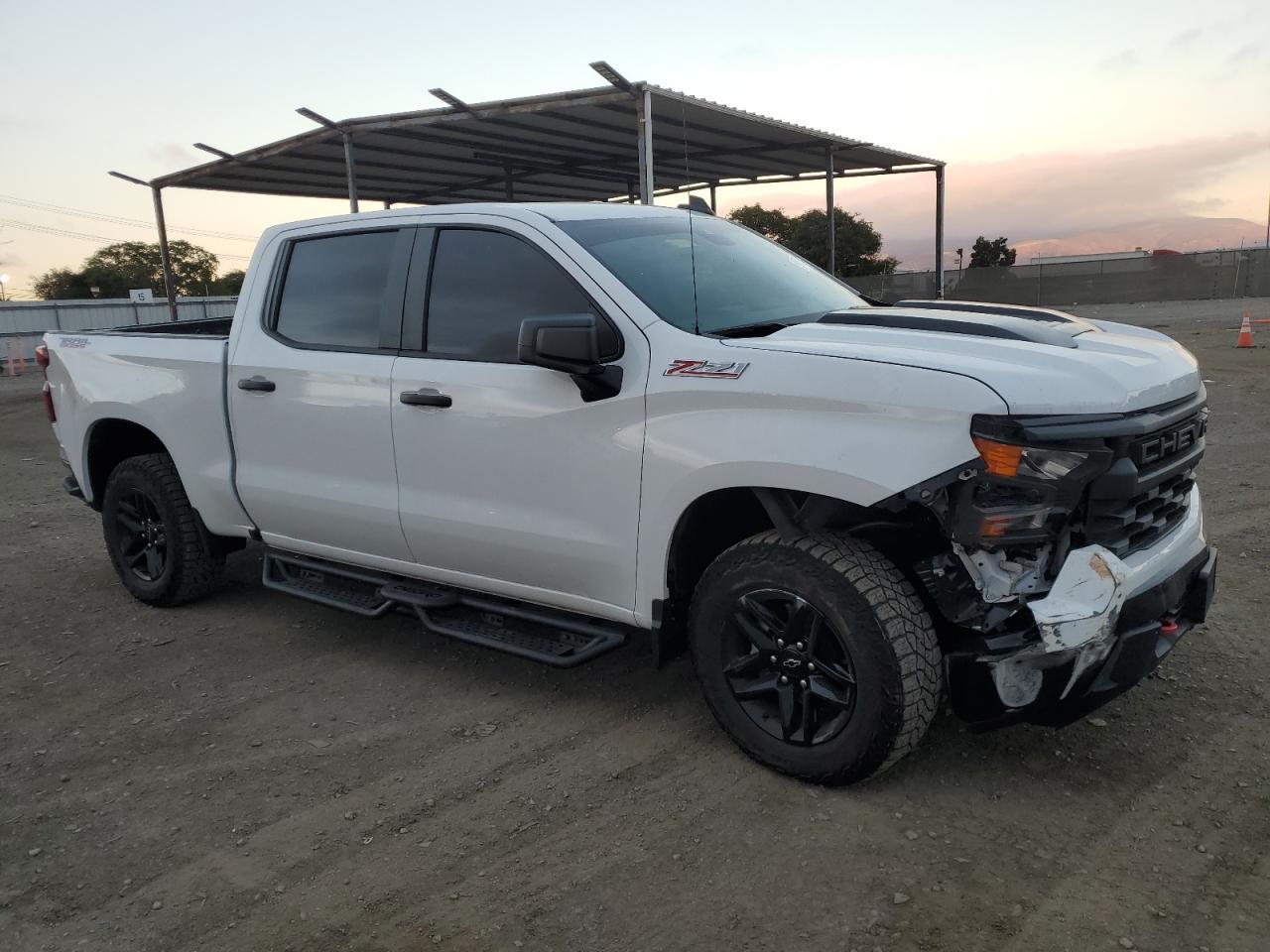 2025 CHEVROLET Silverado