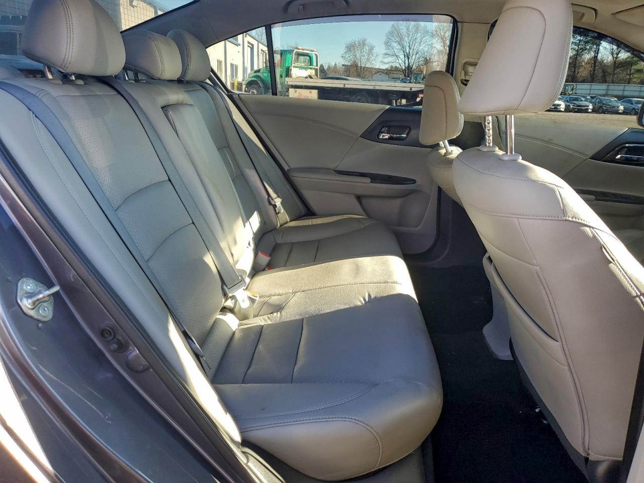 2017 HONDA ACCORD