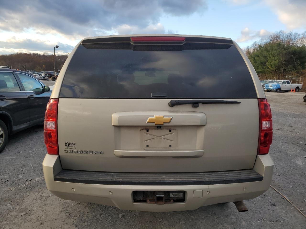 2012 CHEVROLET Suburban