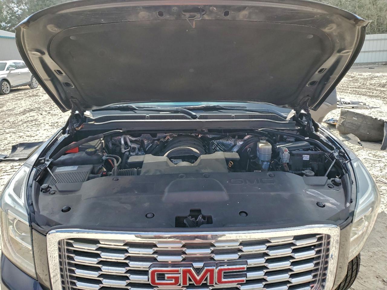 2018 GMC Yukon