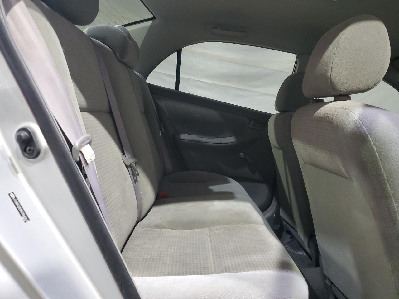 2005 TOYOTA COROLLA