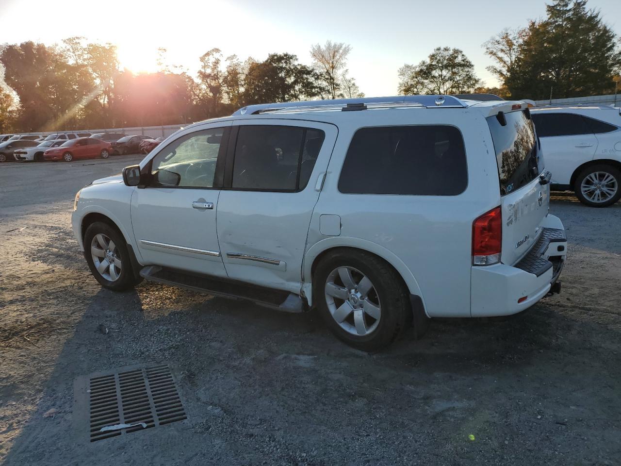 2014 NISSAN Armada