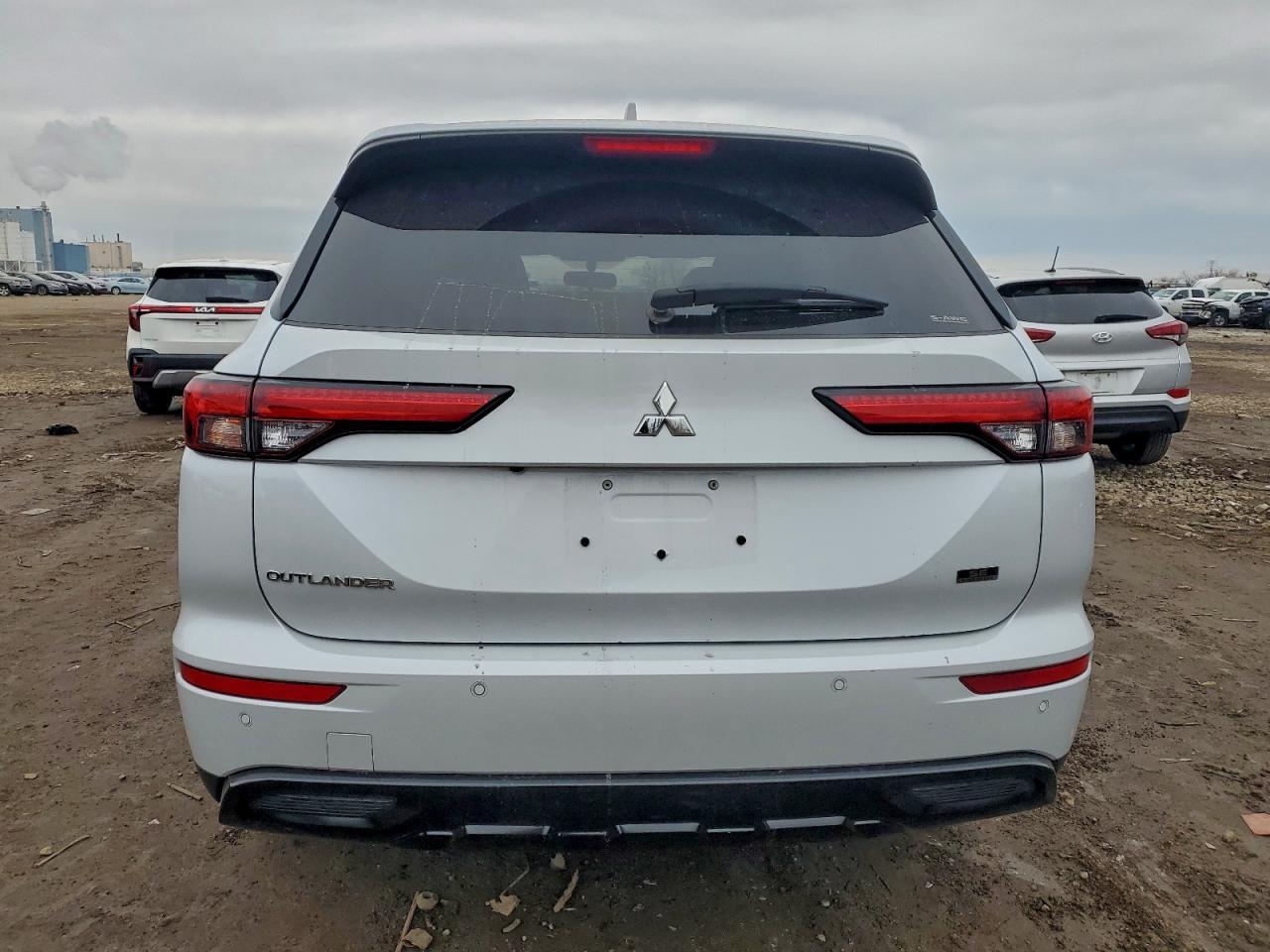 2024 MITSUBISHI outlander