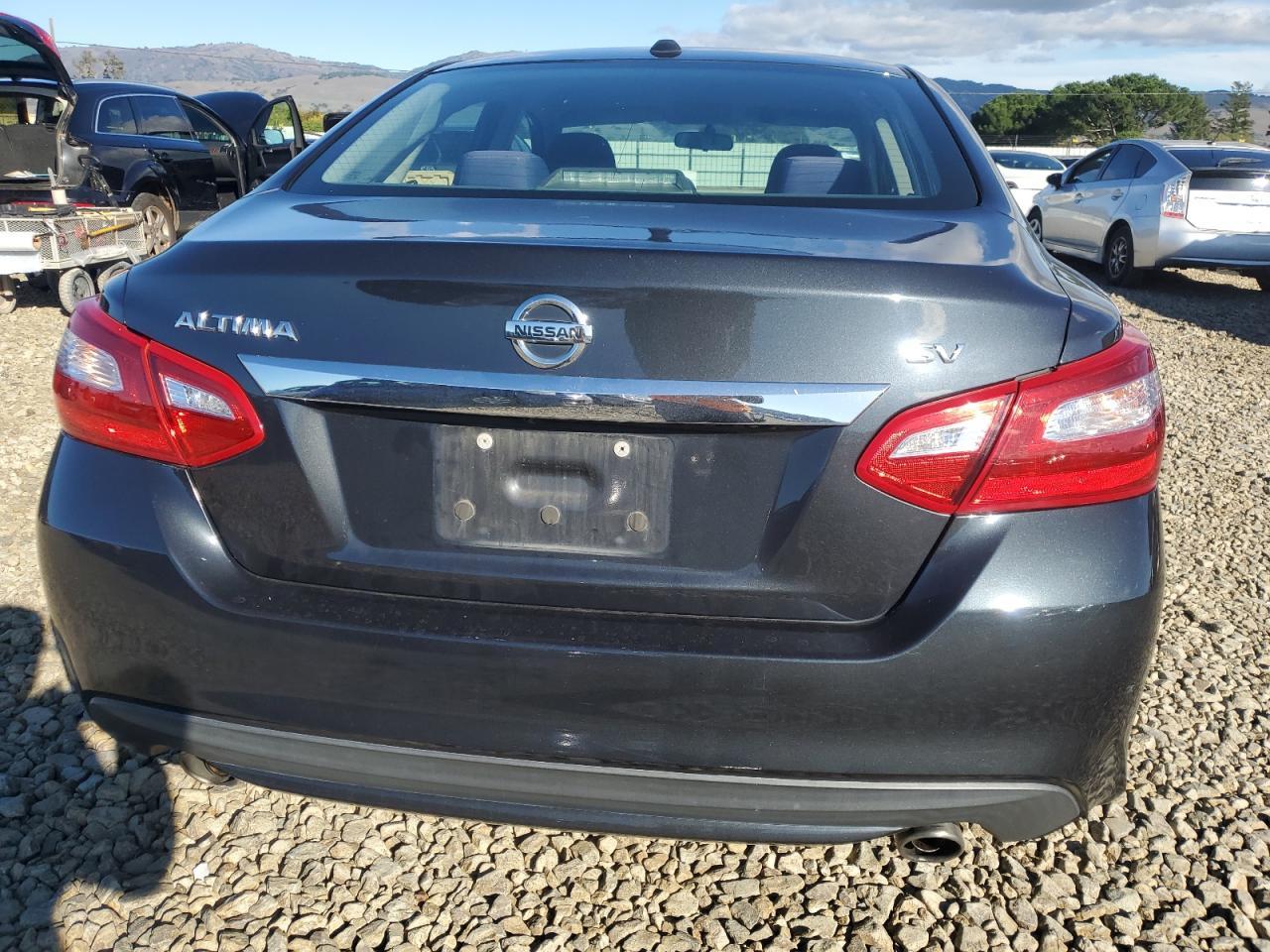2017 NISSAN ALTIMA