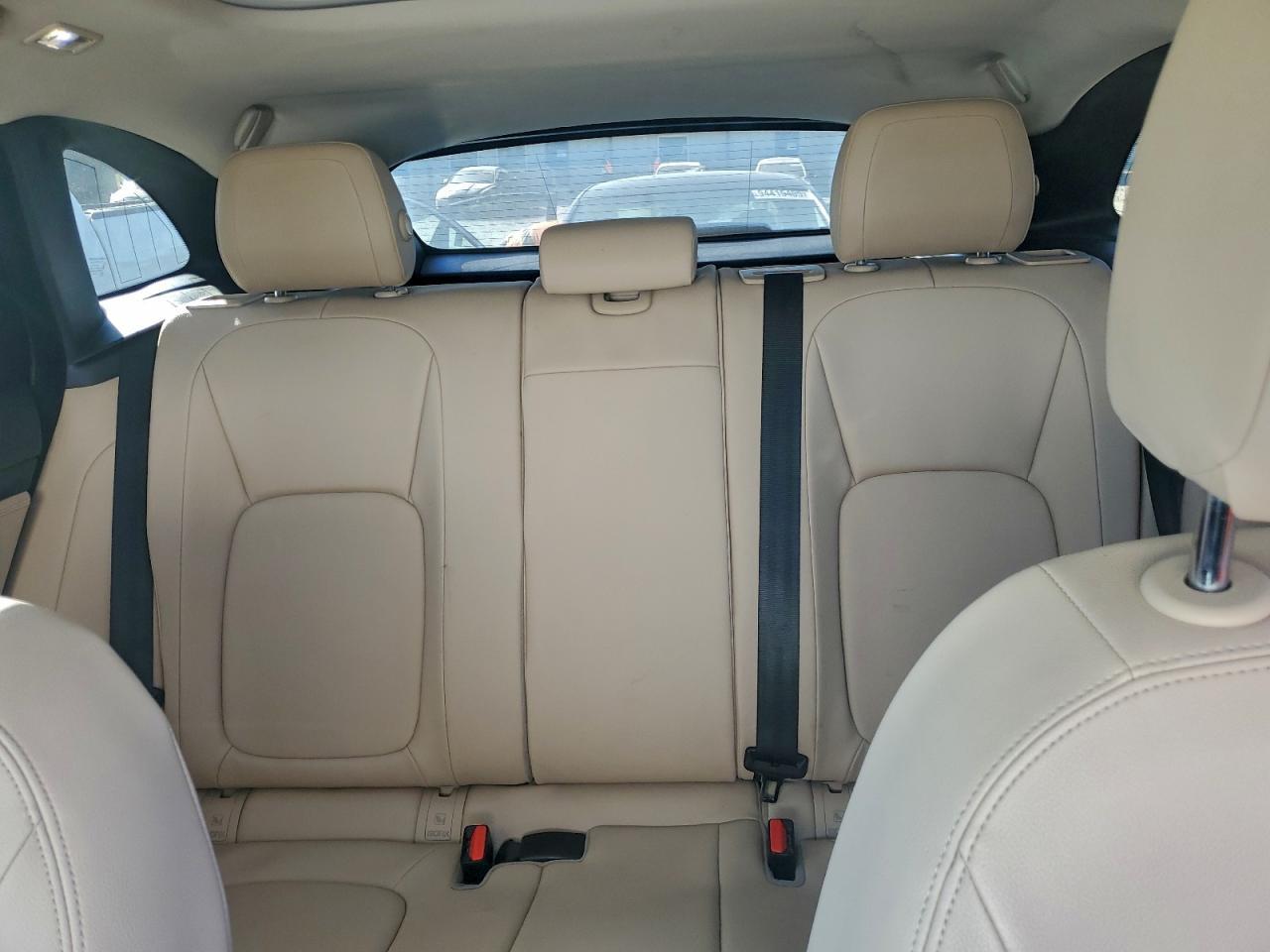 2017 JAGUAR F-Pace