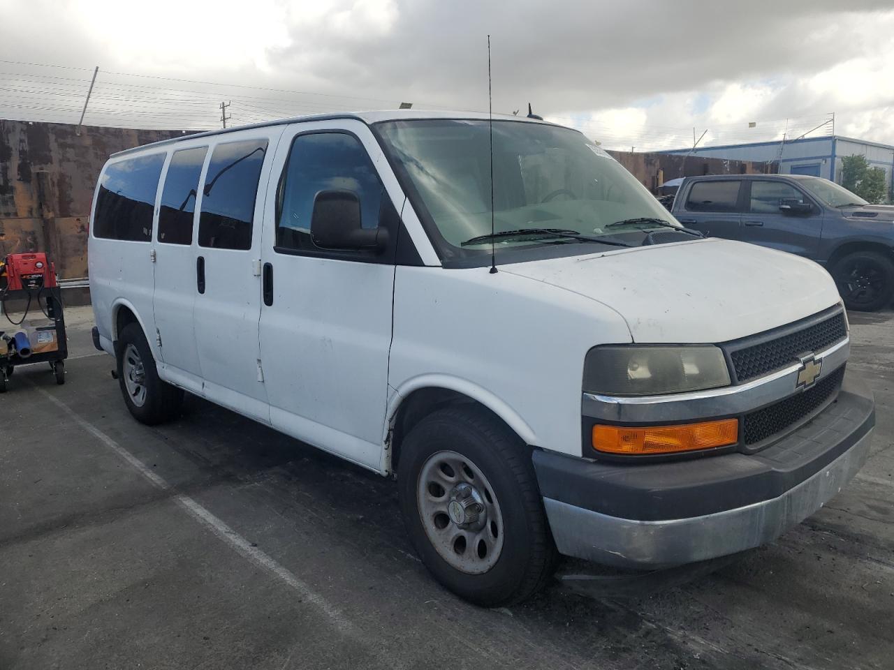 2012 CHEVROLET Express 1500