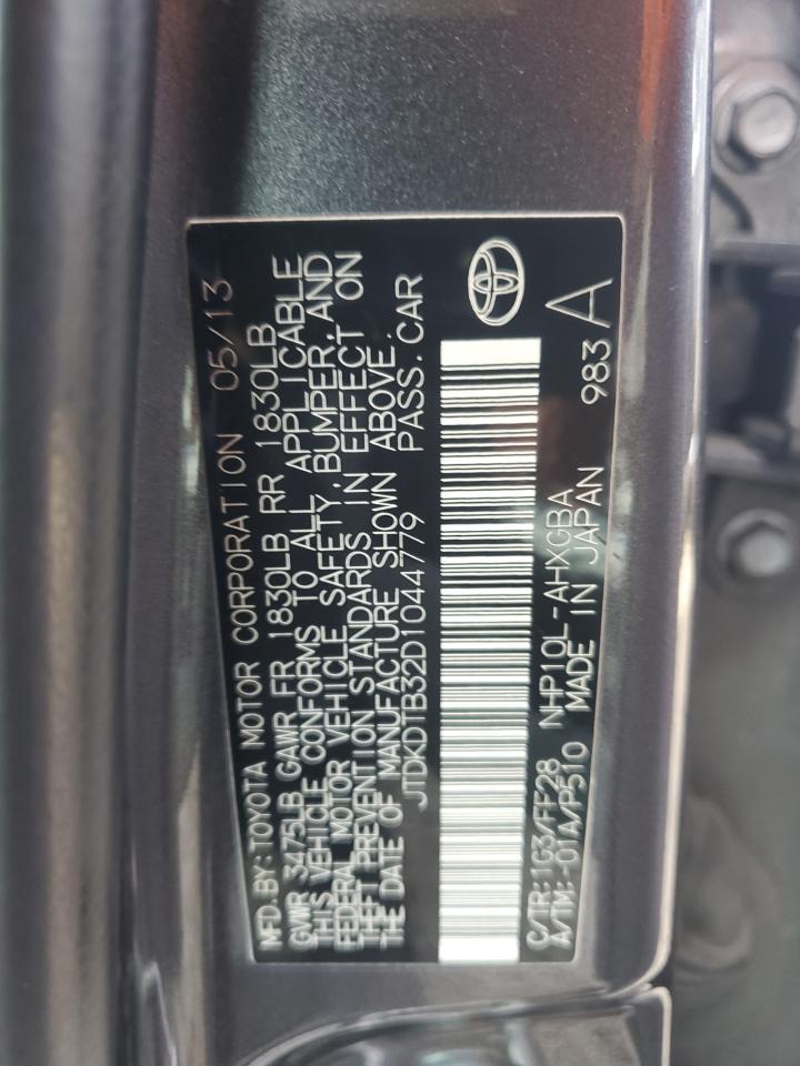 2013 TOYOTA Prius c