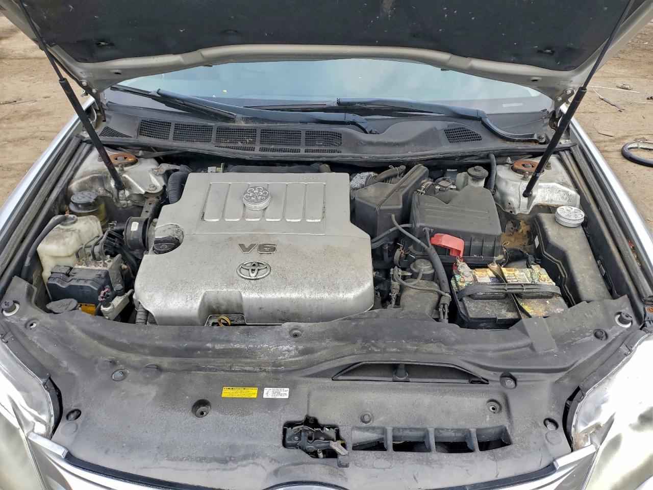 2011 TOYOTA Avalon