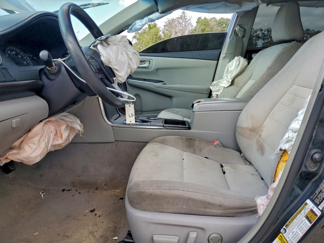 2015 TOYOTA CAMRY