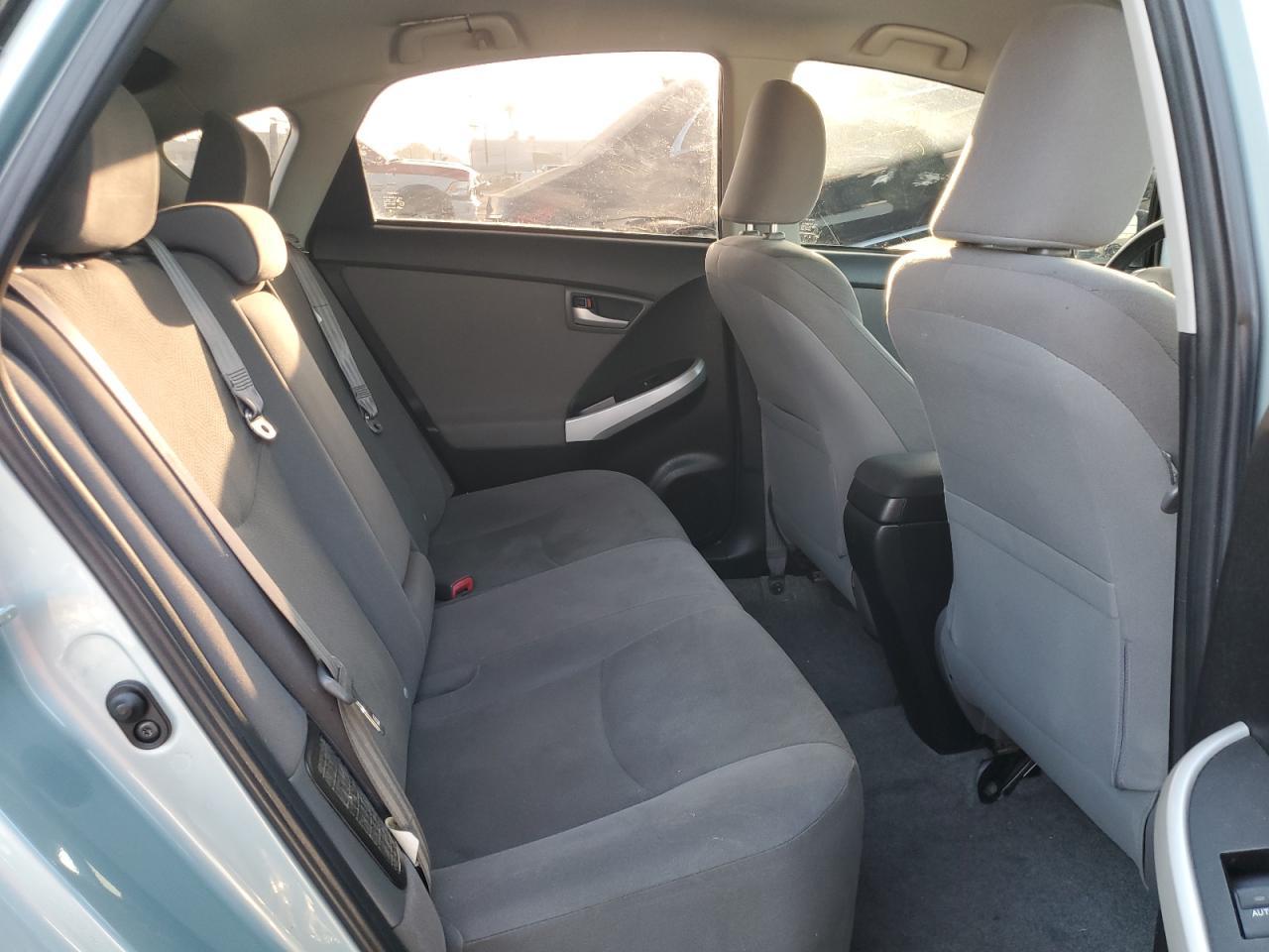 2013 TOYOTA PRIUS