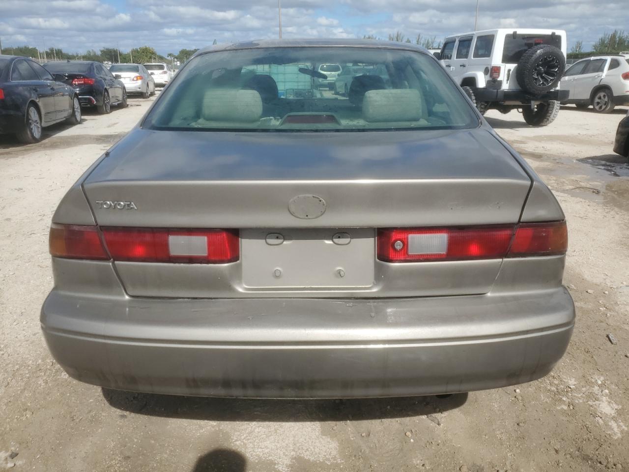 1999 TOYOTA CAMRY