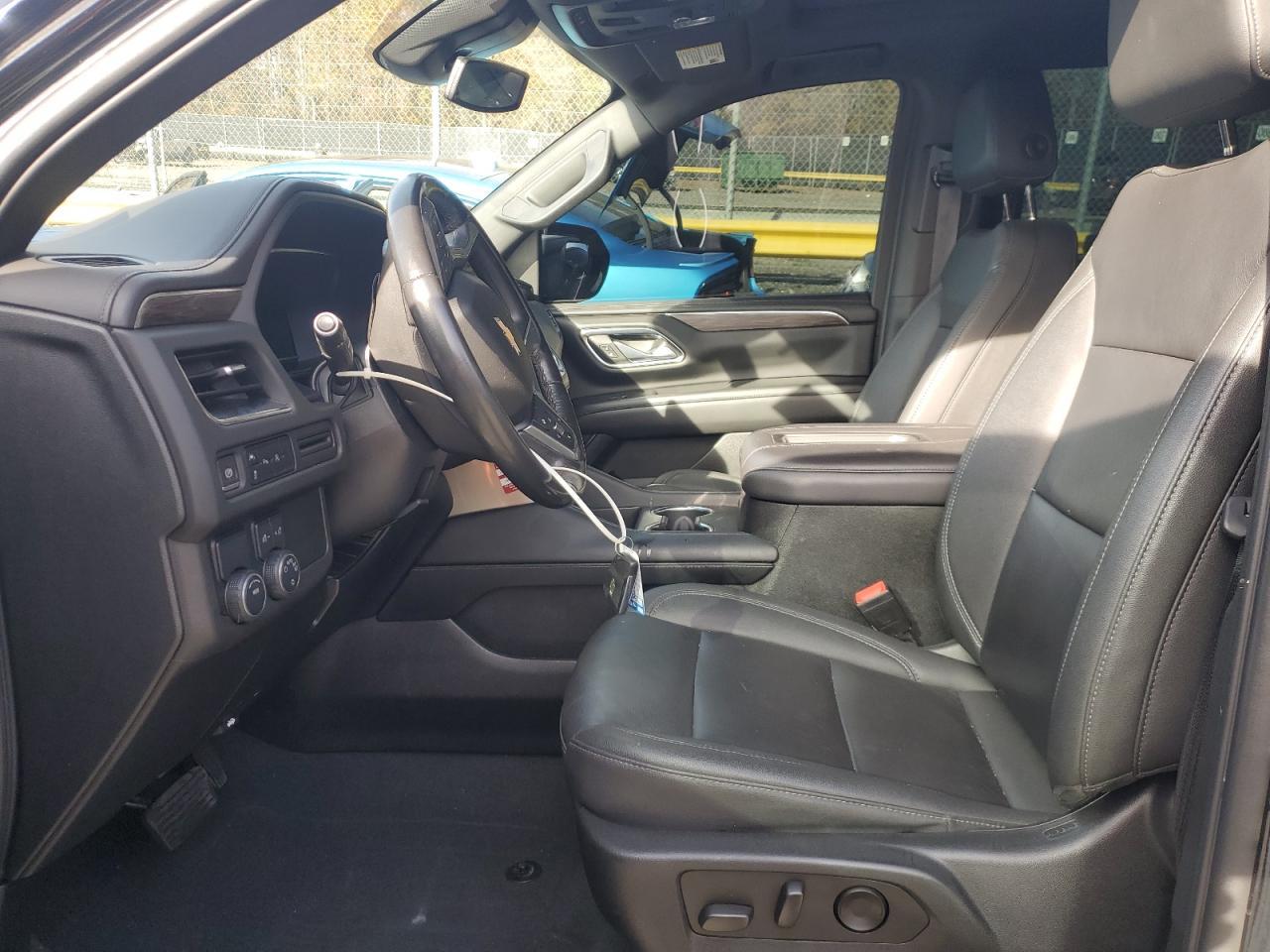 2023 CHEVROLET Suburban