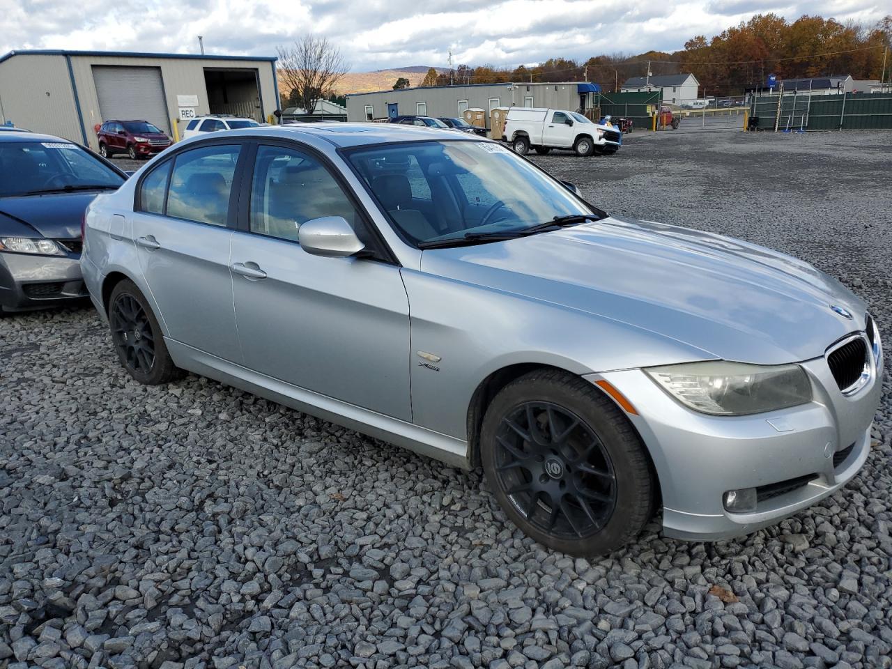 2011 BMW 3 SERIES