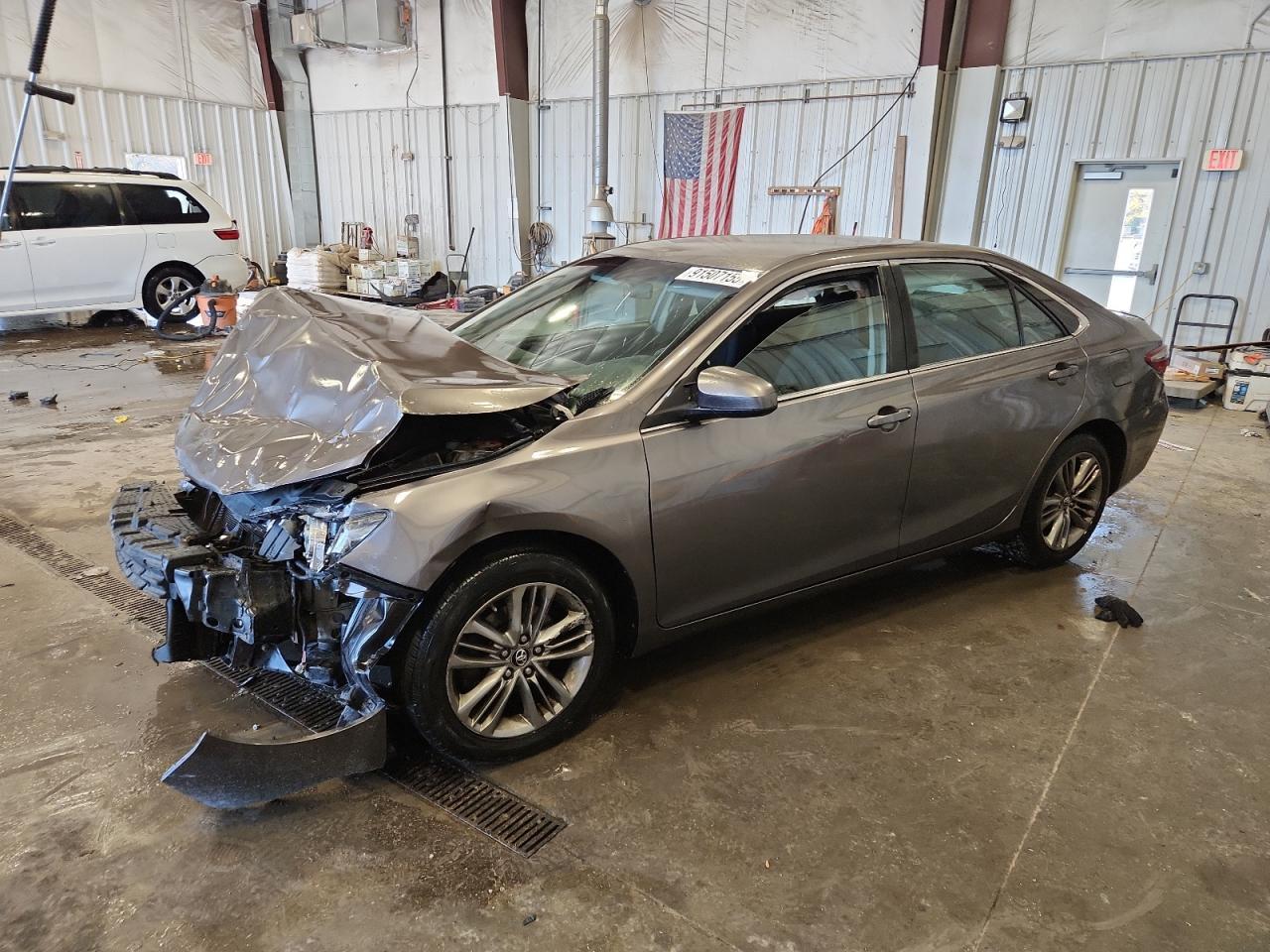 2017 TOYOTA CAMRY