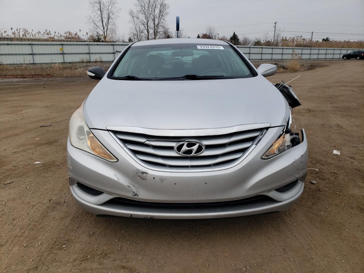 2011 HYUNDAI SONATA